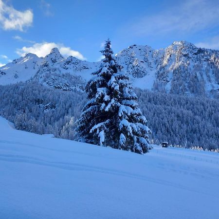 L' Aroula Rooms & Restaurant Champoluc Exterior photo