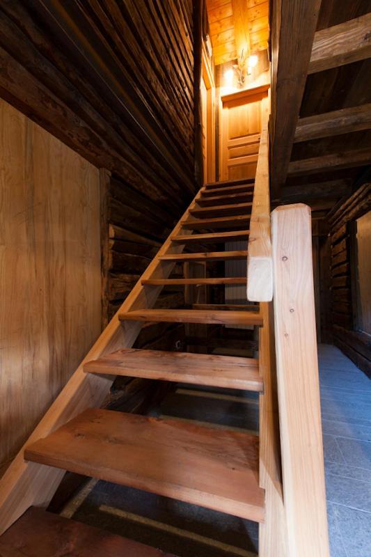 L' Aroula Rooms & Restaurant Champoluc Exterior photo